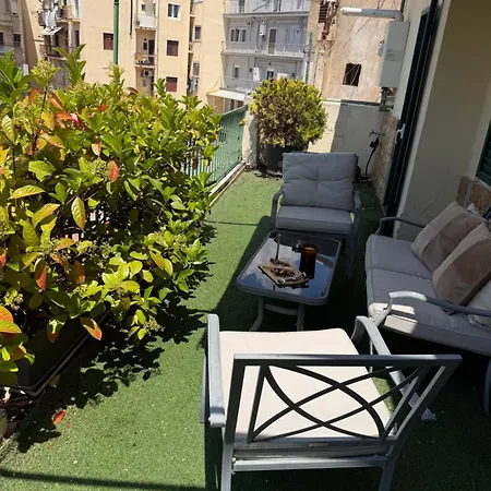 Cozy Garden * 塞萨洛尼基